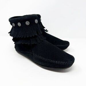 Minnetonka Black Suede Moccasin Fringe Booties Women's 8 Side Zip Concho Detail